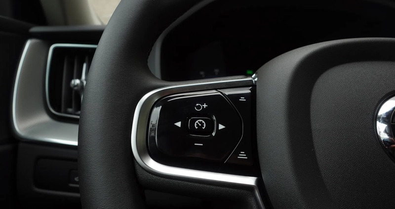 Volvo XC 60 cena 208995 przebieg: 2100, rok produkcji 2023 z Międzyzdroje małe 781